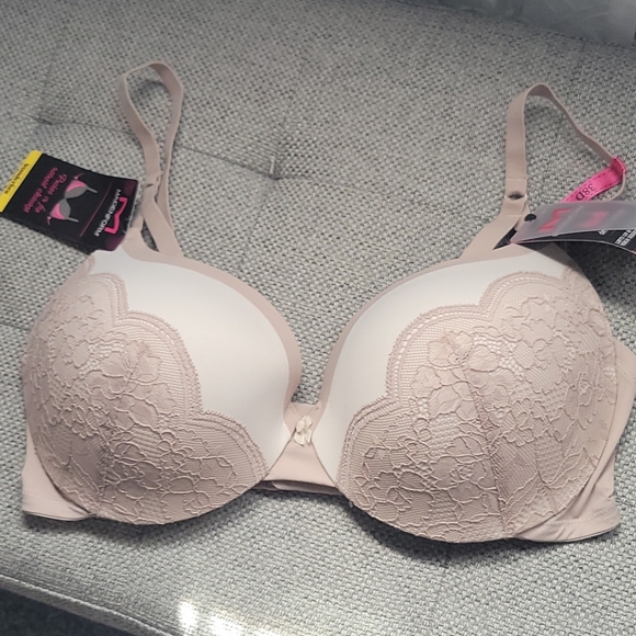 Maidenform Other - NWT Maidenform push up bra